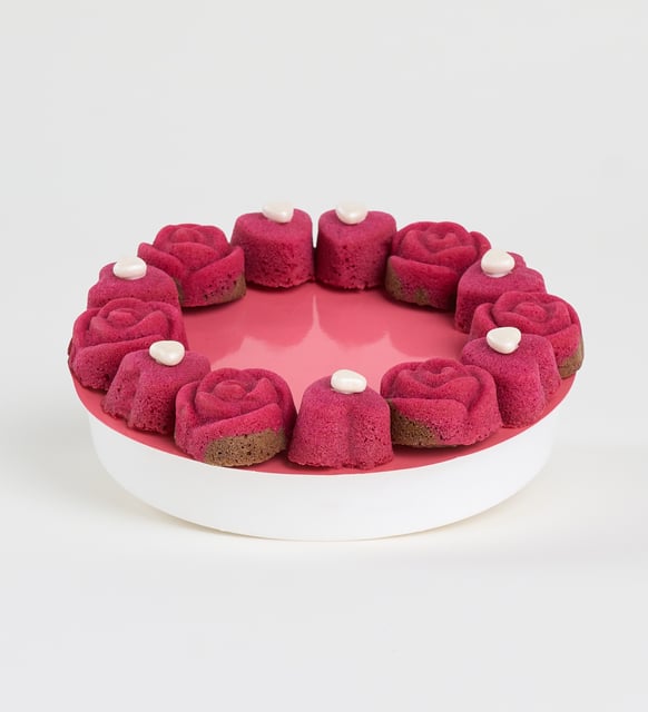 Kişiye Özel Şekerli Gül Kekler ve Kalp Kekler - Çiçek Görseli