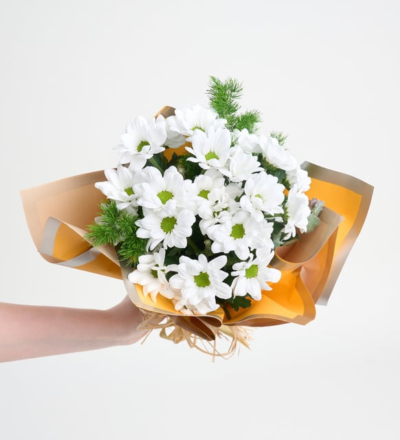 Sarı Bukette Beyaz Papatyalar - Çiçek Görseli